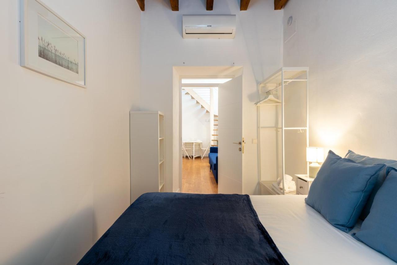 Holi-Rent Gonzalez Cuadrado Apartment Seville Luaran gambar